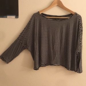 HM Black White Stripe Crop